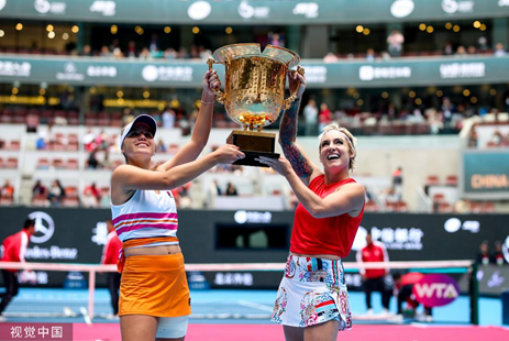 的成功铺平 的成功铺平